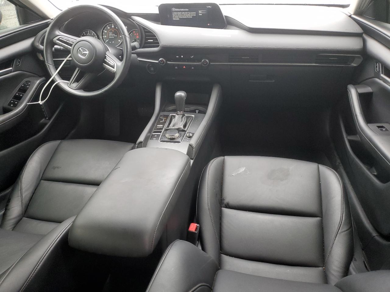 2021 Mazda 3 - Image 8