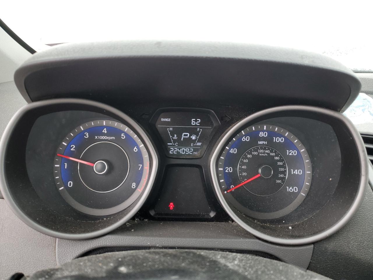 2016 Hyundai Elantra - Image 9