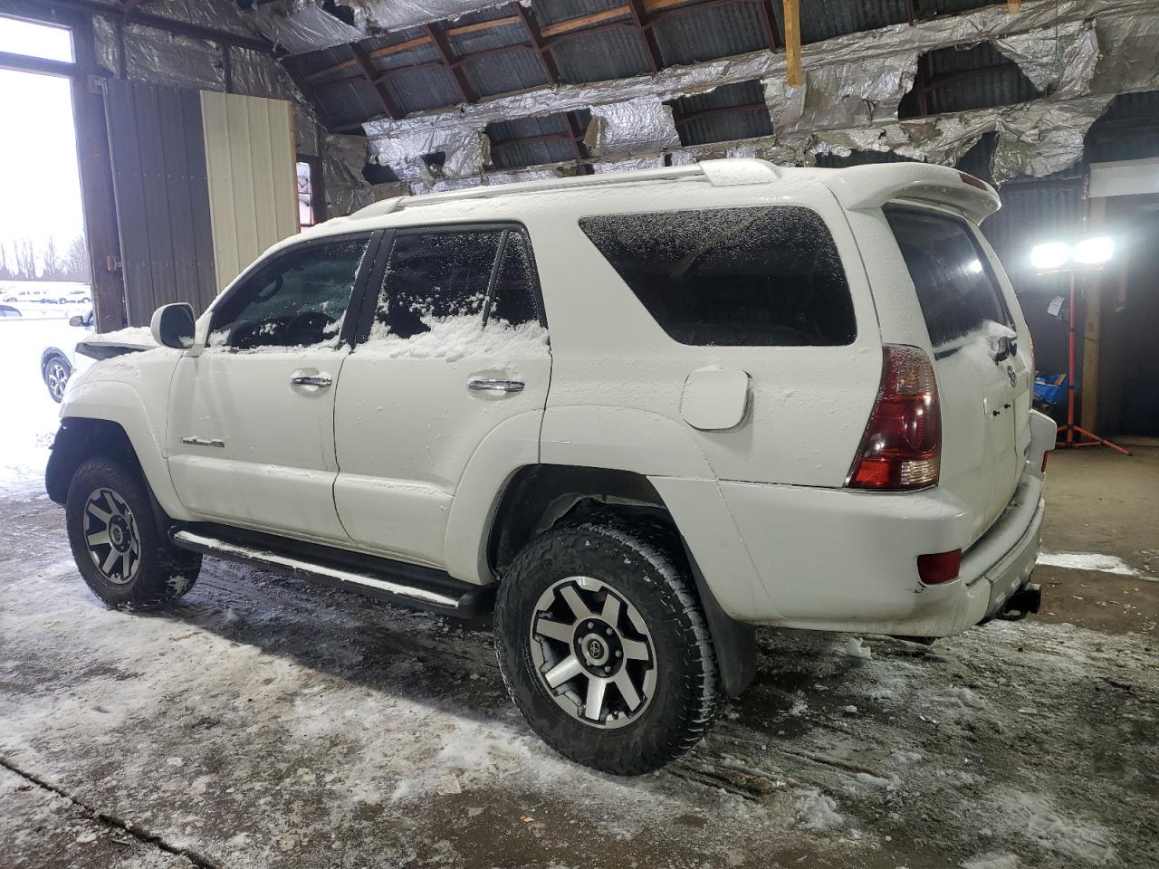 2004 Toyota 4Runner - Image 2