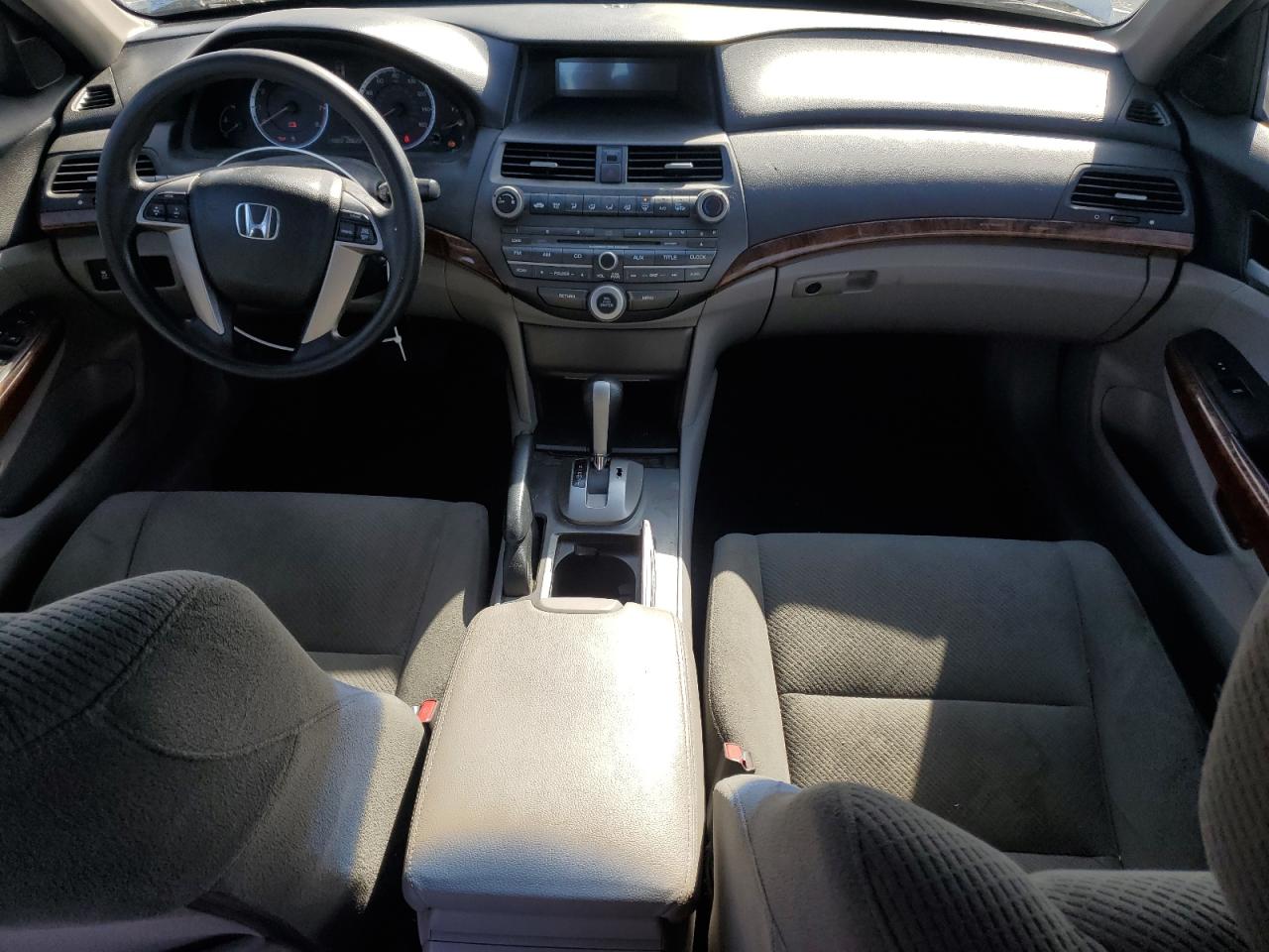 2012 Honda Accord - Image 8
