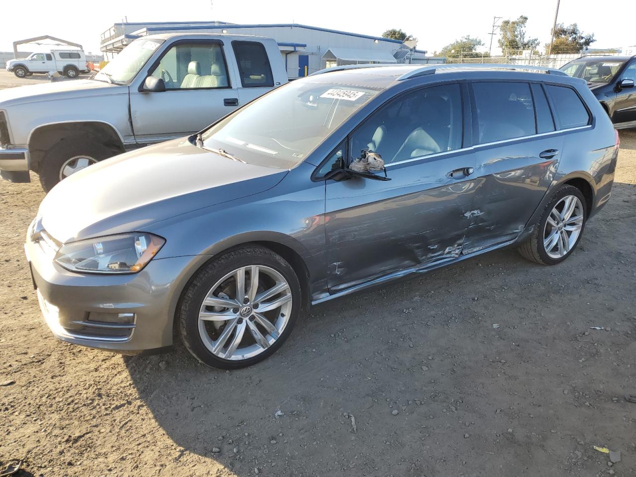 2015 Volkswagen Golf - Image 1