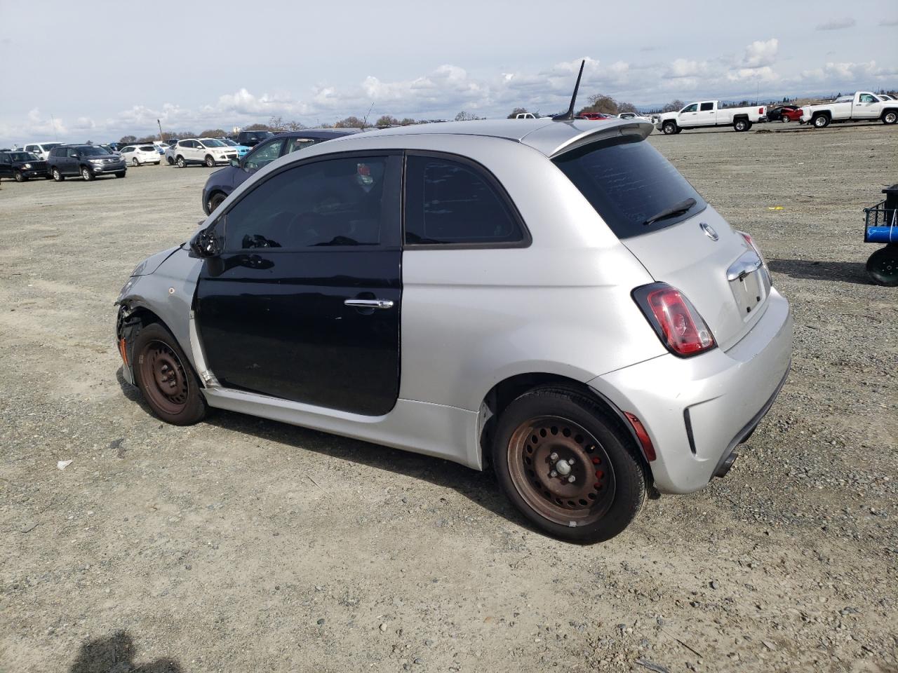 2013 Fiat 500 - Image 2