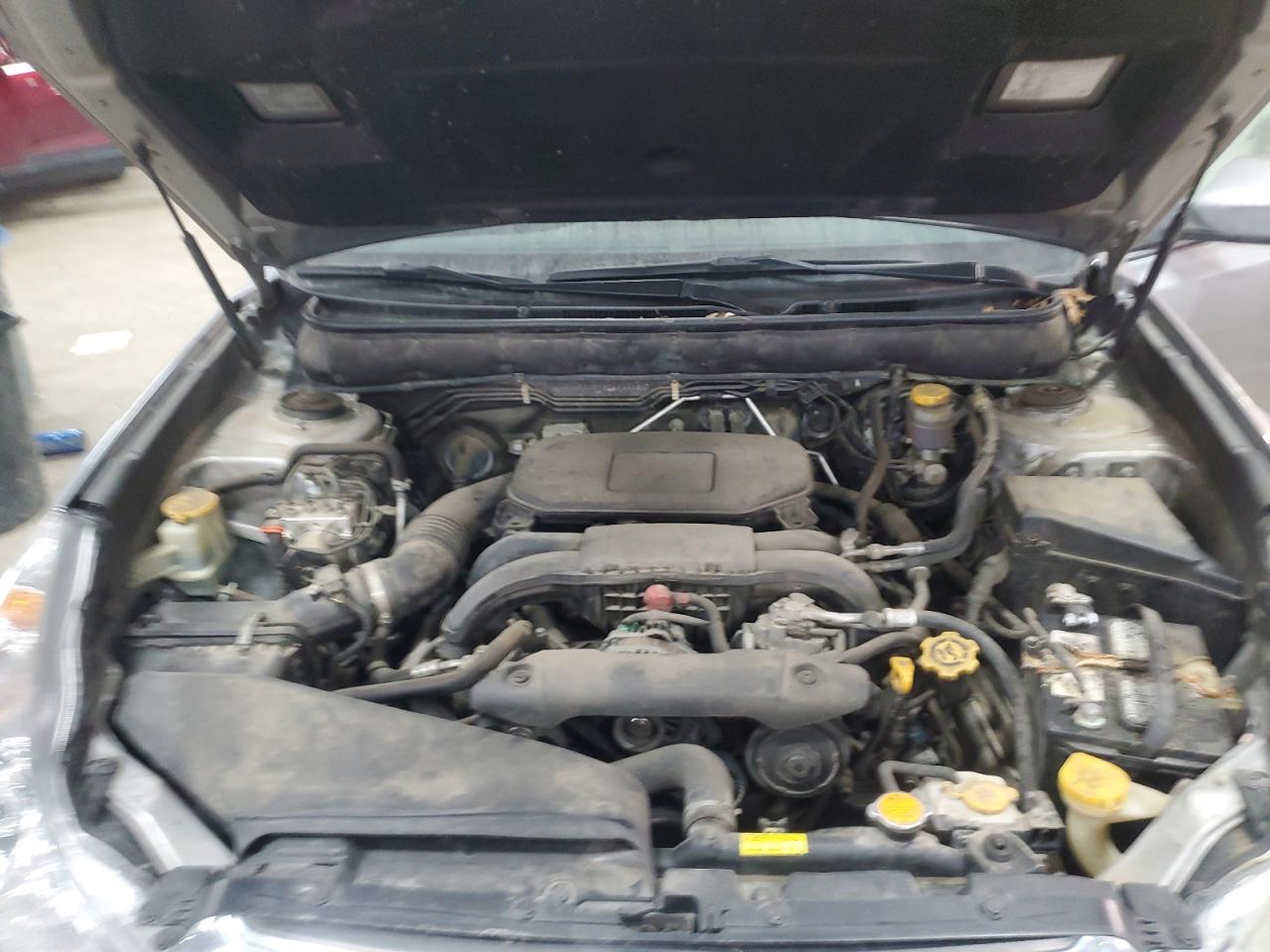 2011 Subaru Outback - Image 12