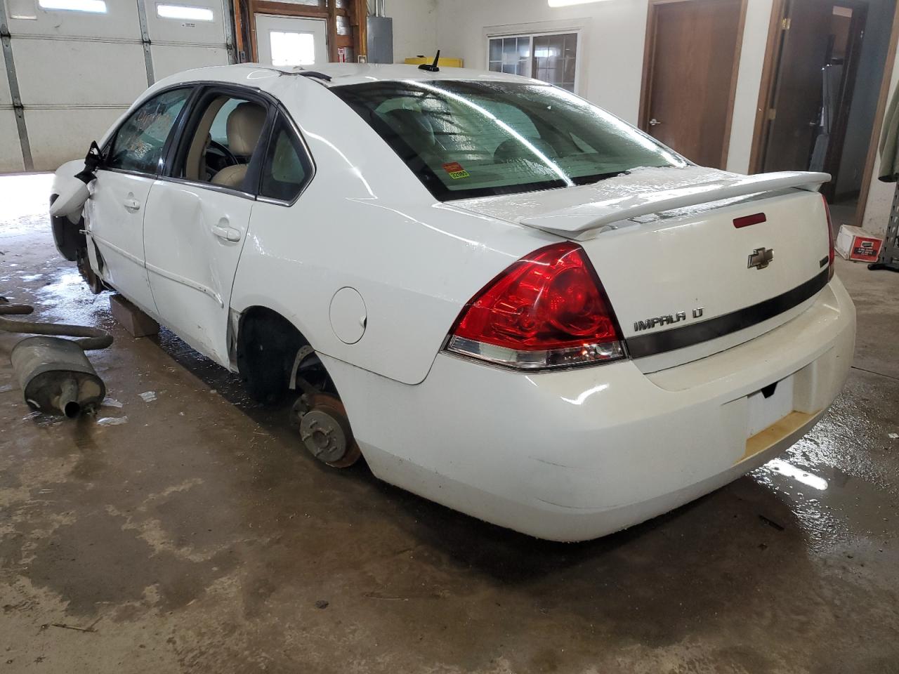 2010 Chevrolet Impala - Image 2