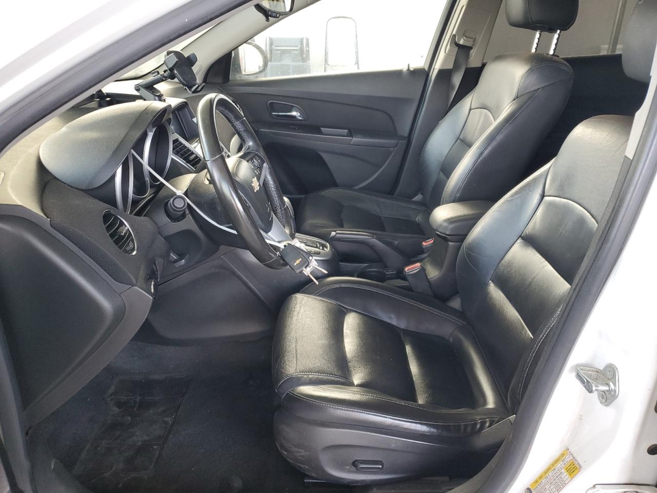 2013 Chevrolet Cruze - Image 7