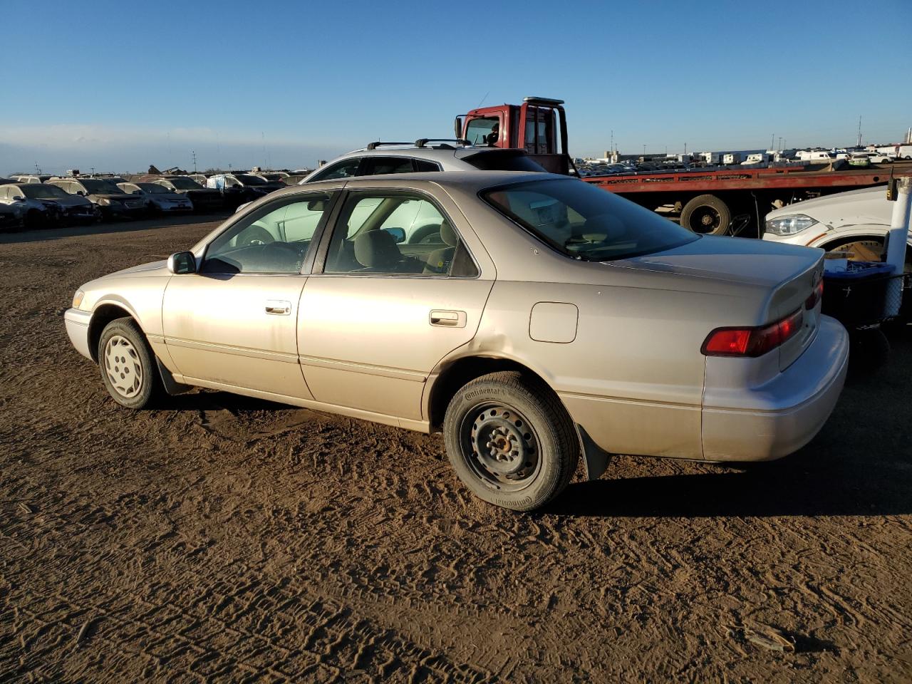 1999 Toyota Camry - Image 2