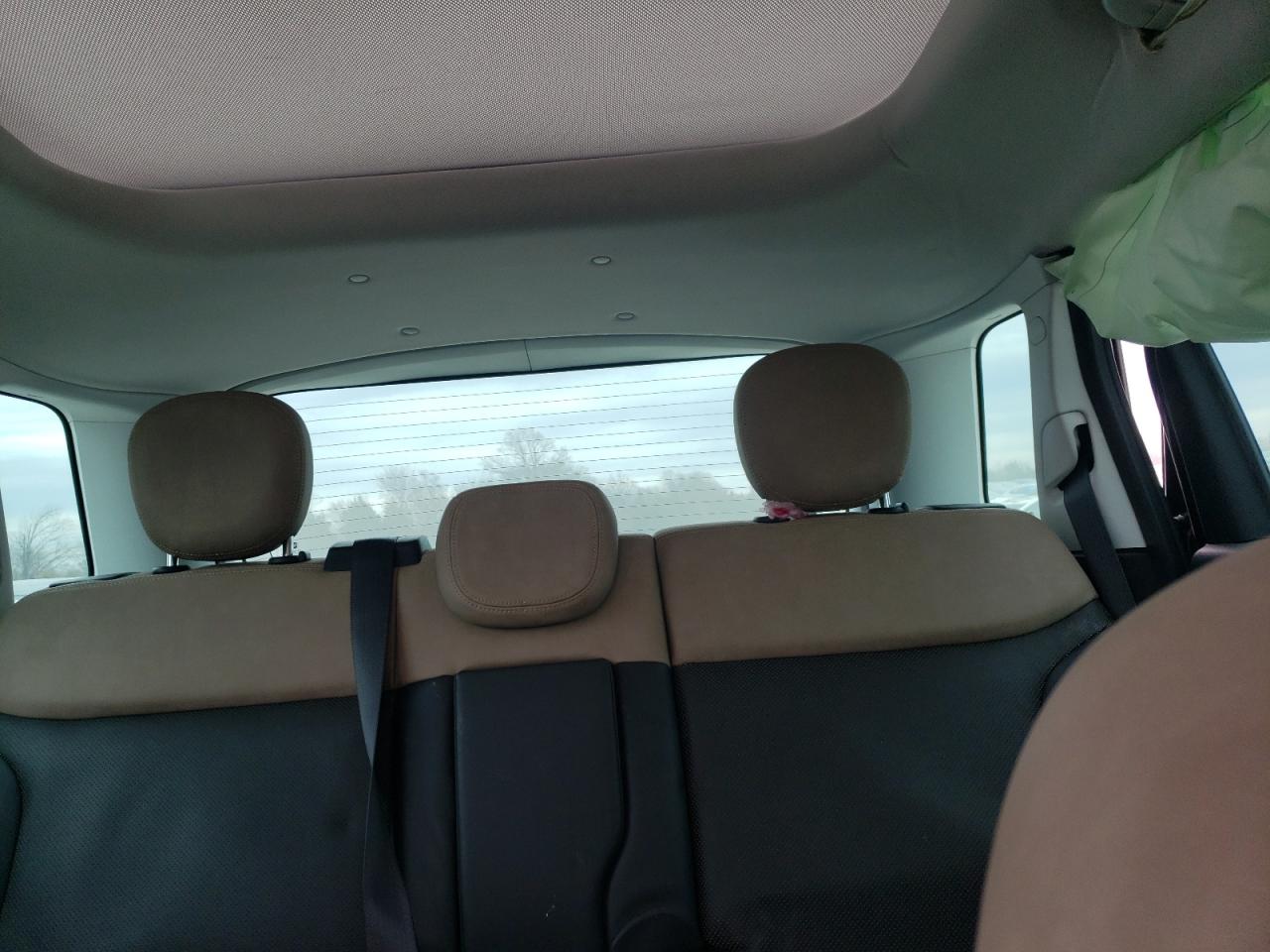 2017 Fiat 500 - Image 10