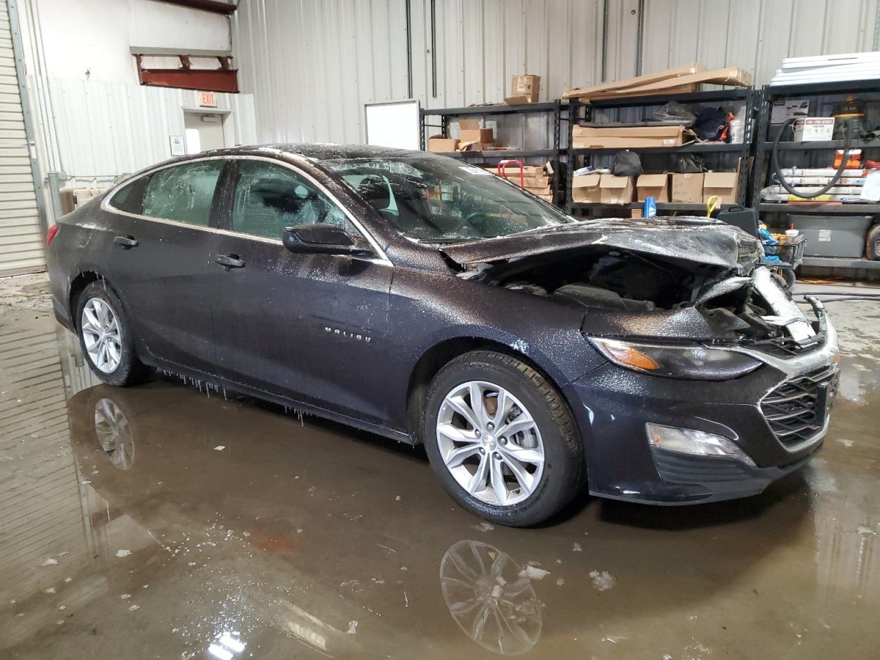 2023 Chevrolet Malibu - Image 4