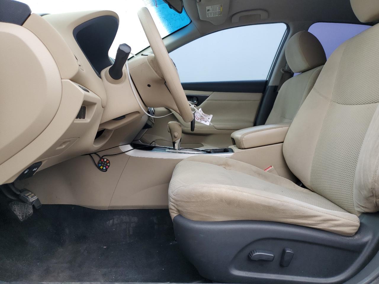 2015 Nissan Altima - Image 7