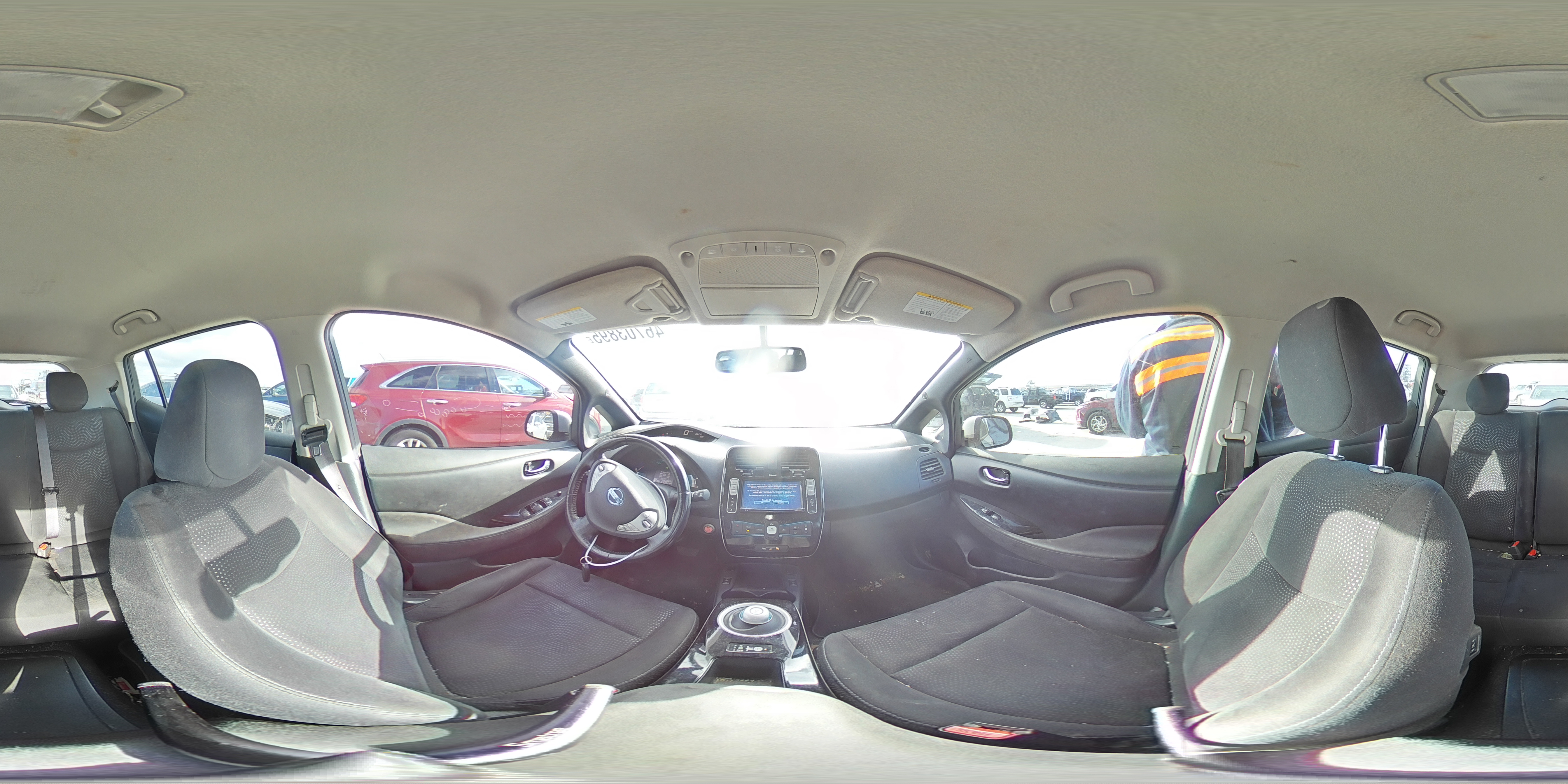 2013 Nissan Leaf - Image 12