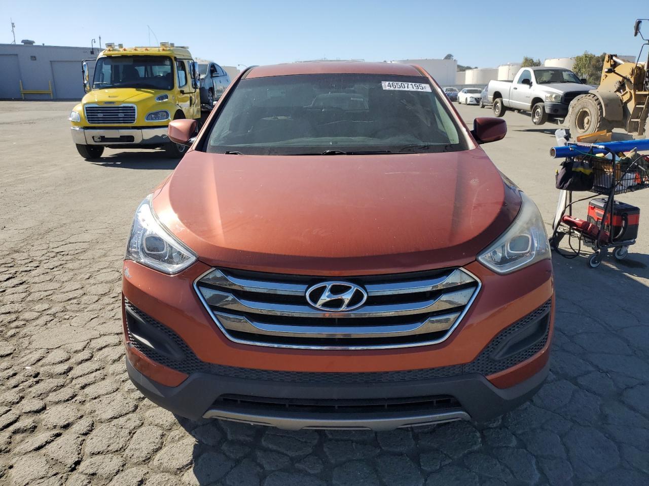 2014 Hyundai Santa Fe - Image 5