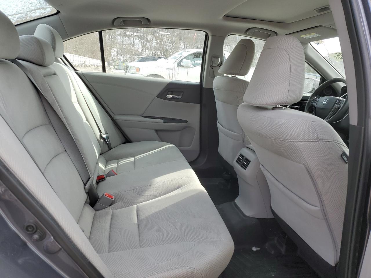 2017 Honda Accord - Image 10