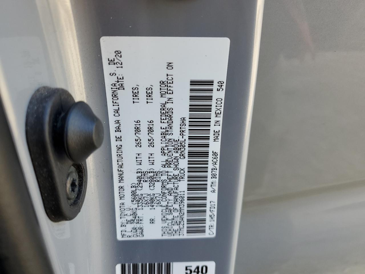 2021 Toyota Tacoma - Image 14