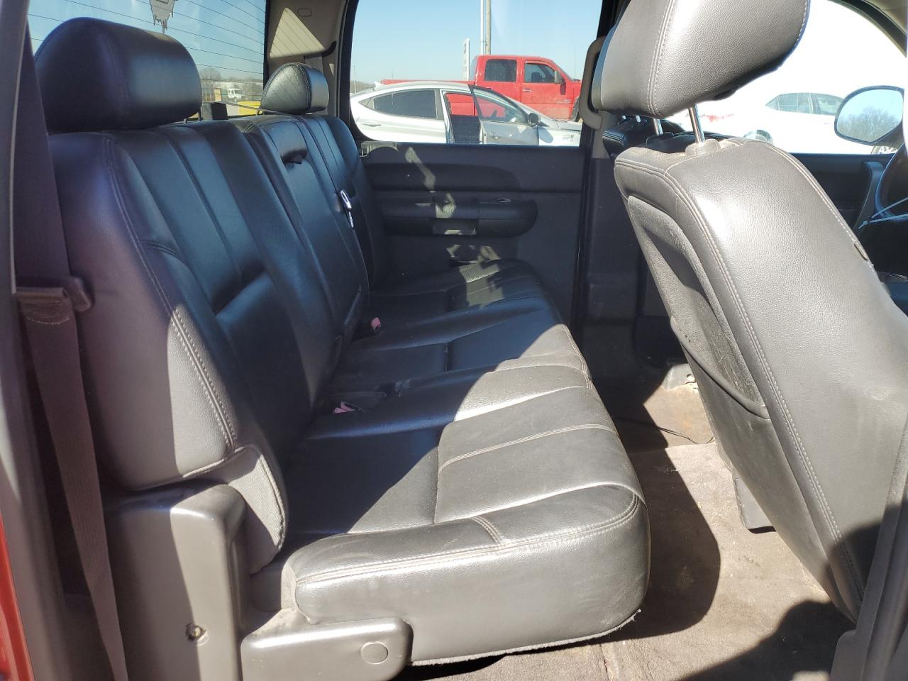 2012 Chevrolet Silverado - Image 10