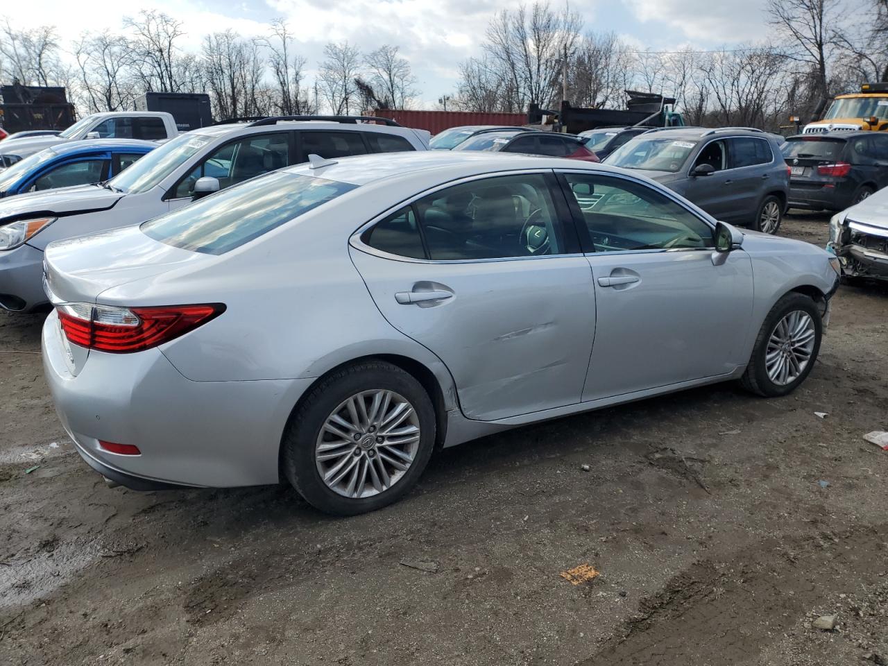 2013 Lexus ES - Image 3