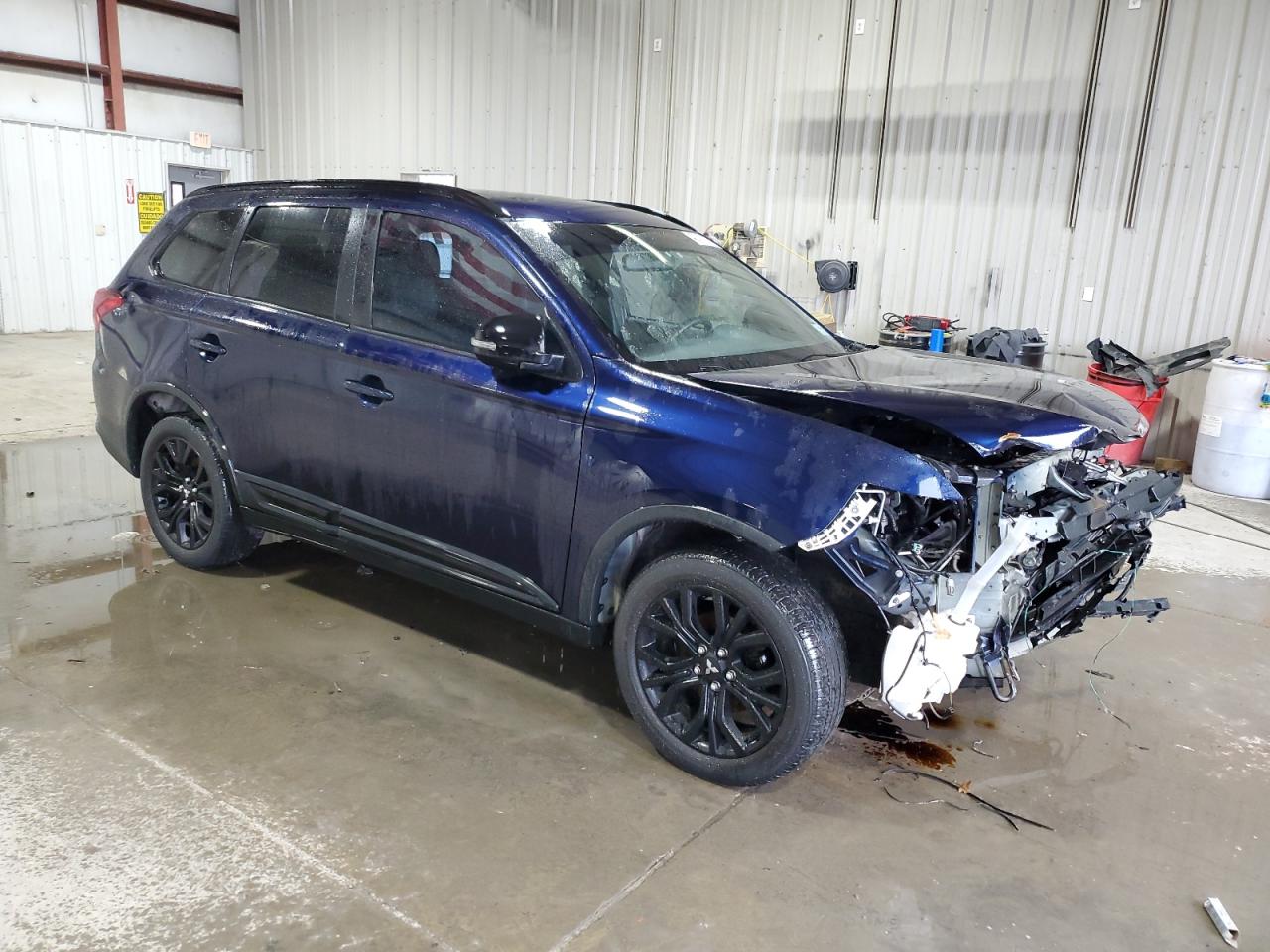 2019 Mitsubishi Outlander - Image 4