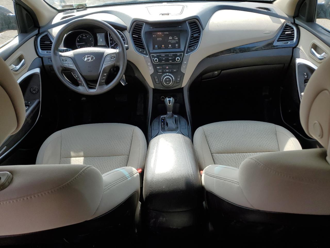 2017 Hyundai Santa Fe - Image 8