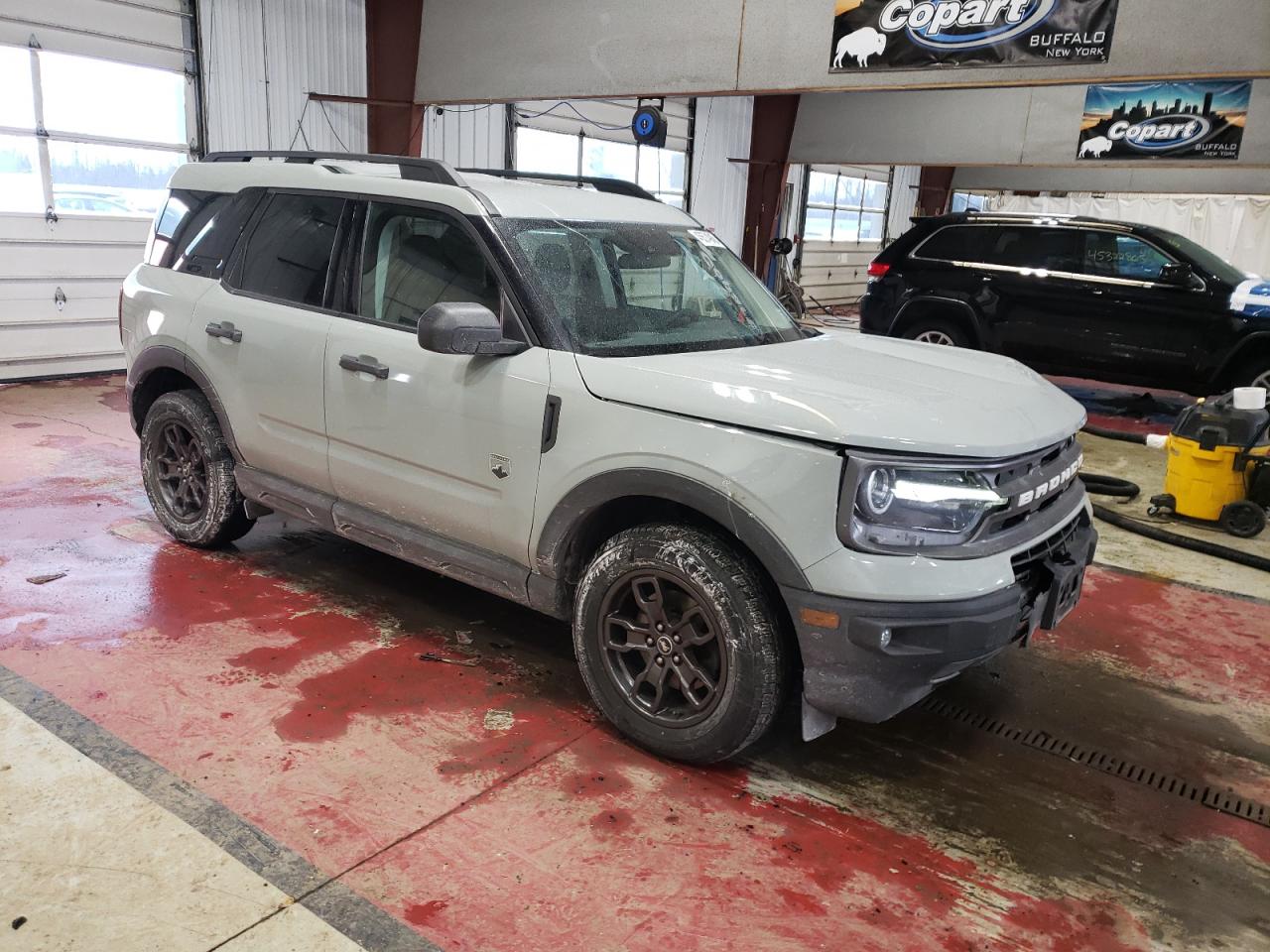 2021 Ford Bronco - Image 4