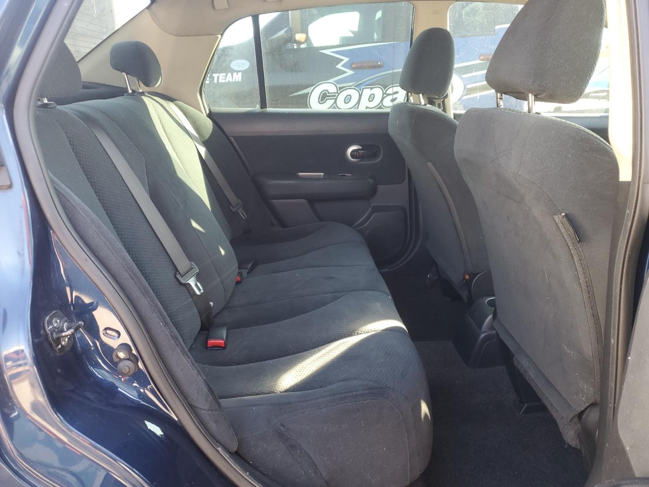 2010 Nissan Versa - Image 10