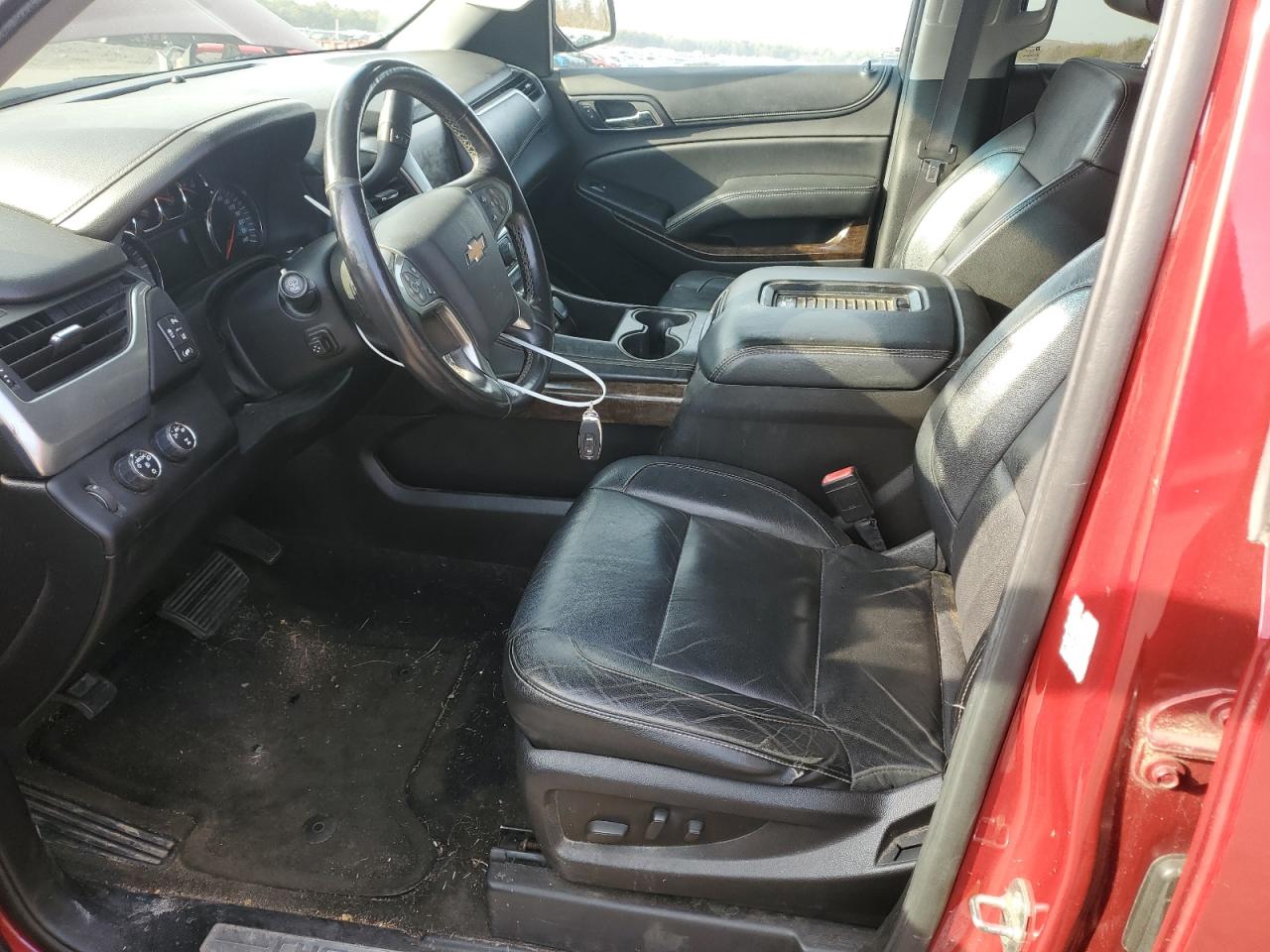 2015 Chevrolet Suburban - Image 7