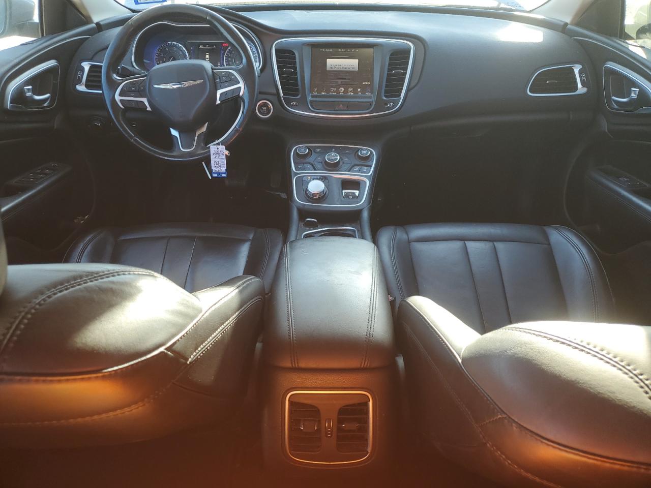 2016 Chrysler 200 - Image 8