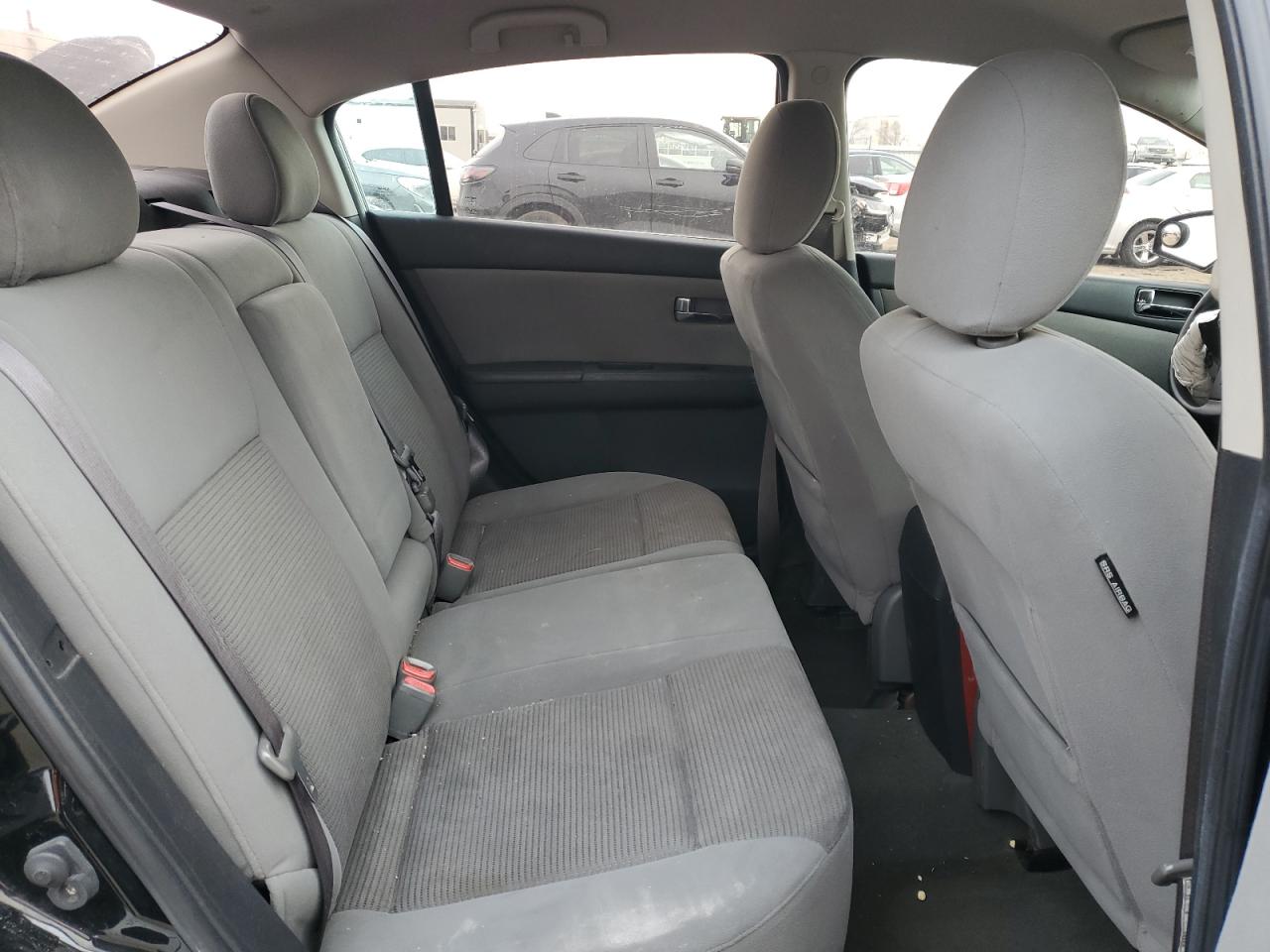 2010 Nissan Sentra - Image 11
