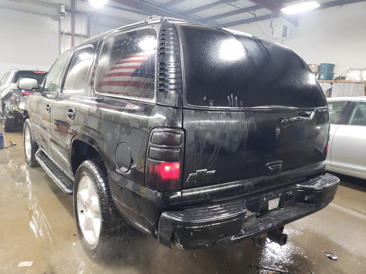 2005 Chevrolet Tahoe - Image 2