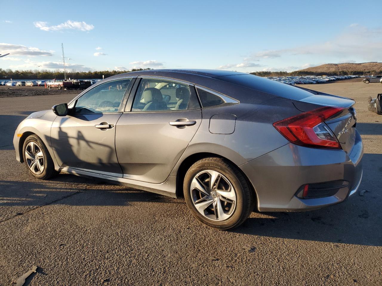 2019 Honda Civic - Image 2