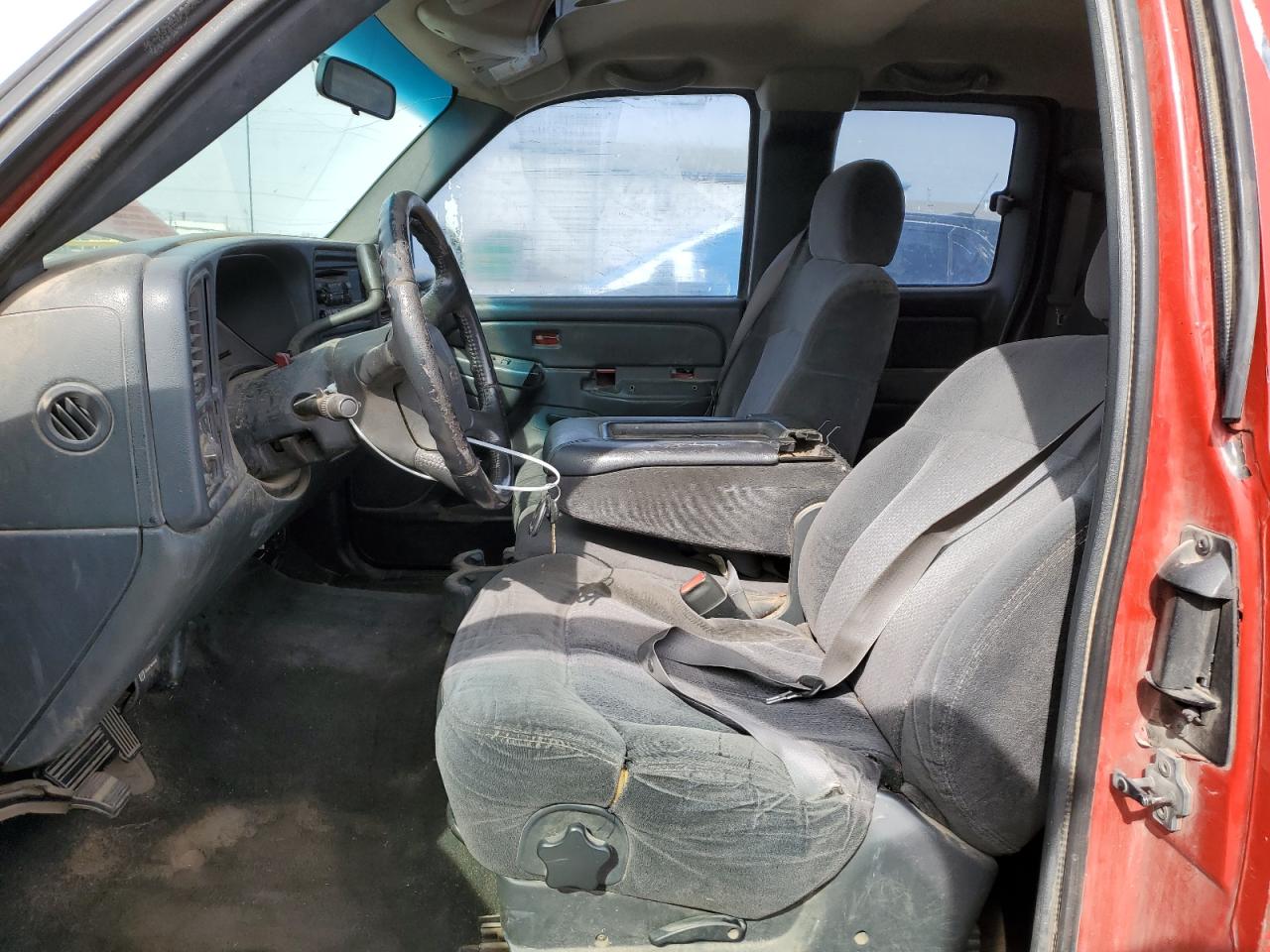 2001 Chevrolet Silverado - Image 7
