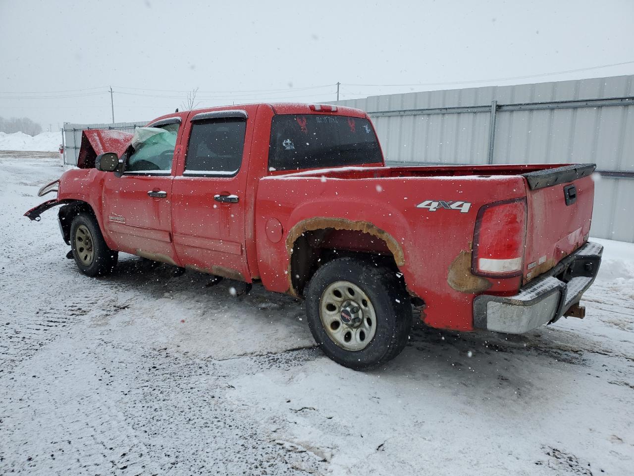 2010 GMC Sierra - Image 2