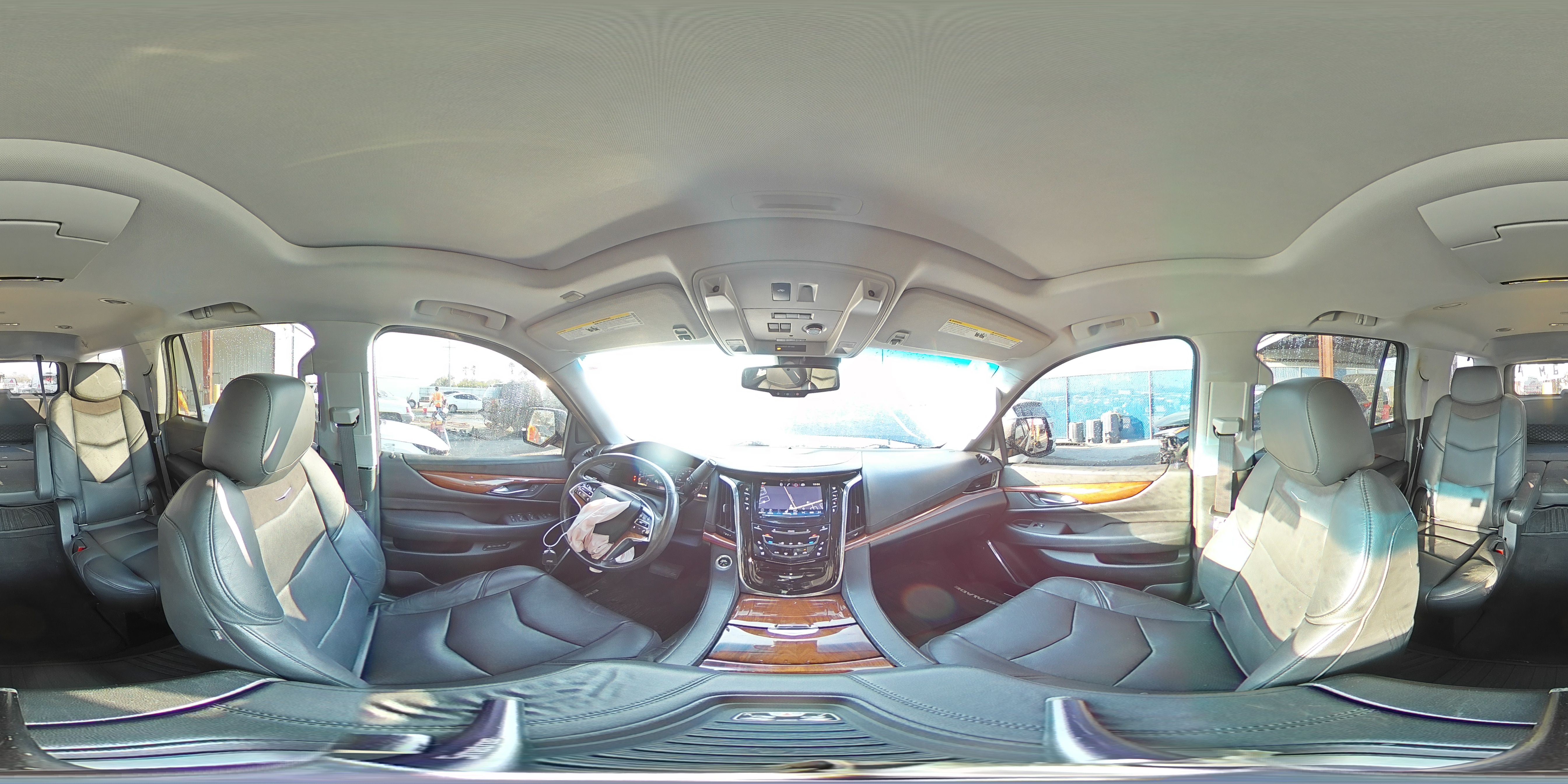 2015 Cadillac Escalade - Image 16