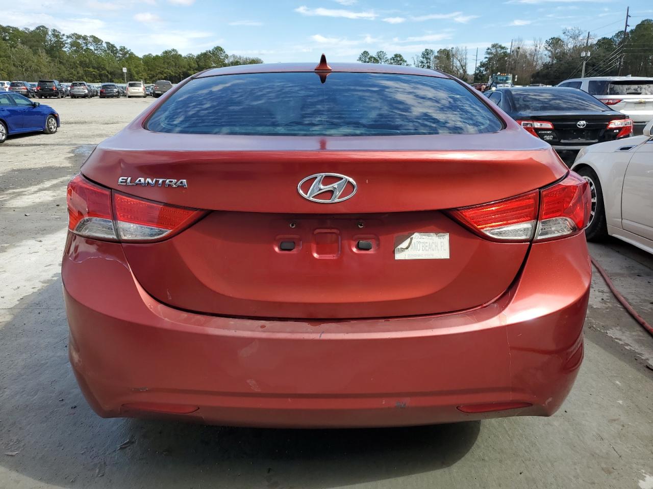 2013 Hyundai Elantra - Image 6