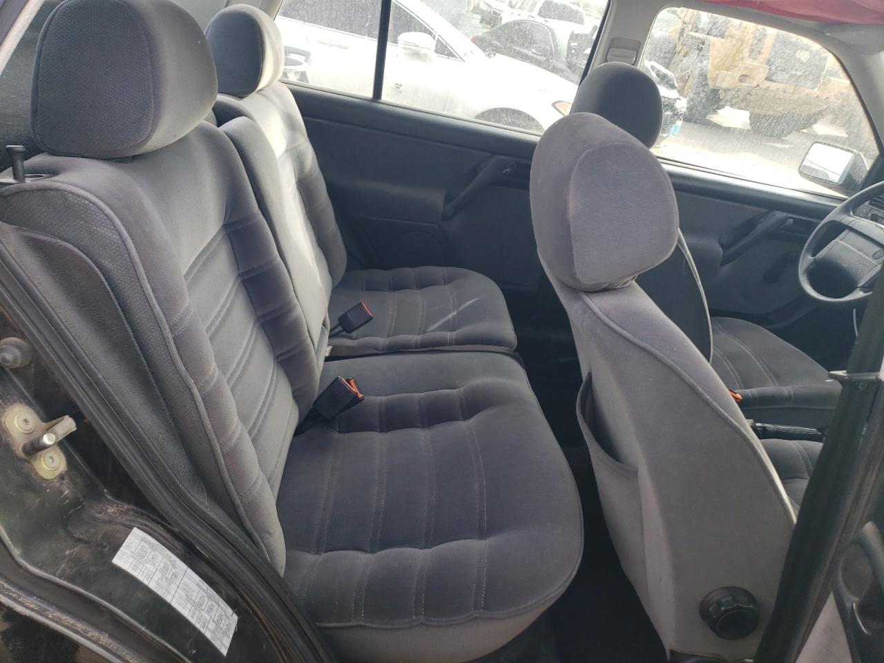 1994 Volkswagen Jetta - Image 11