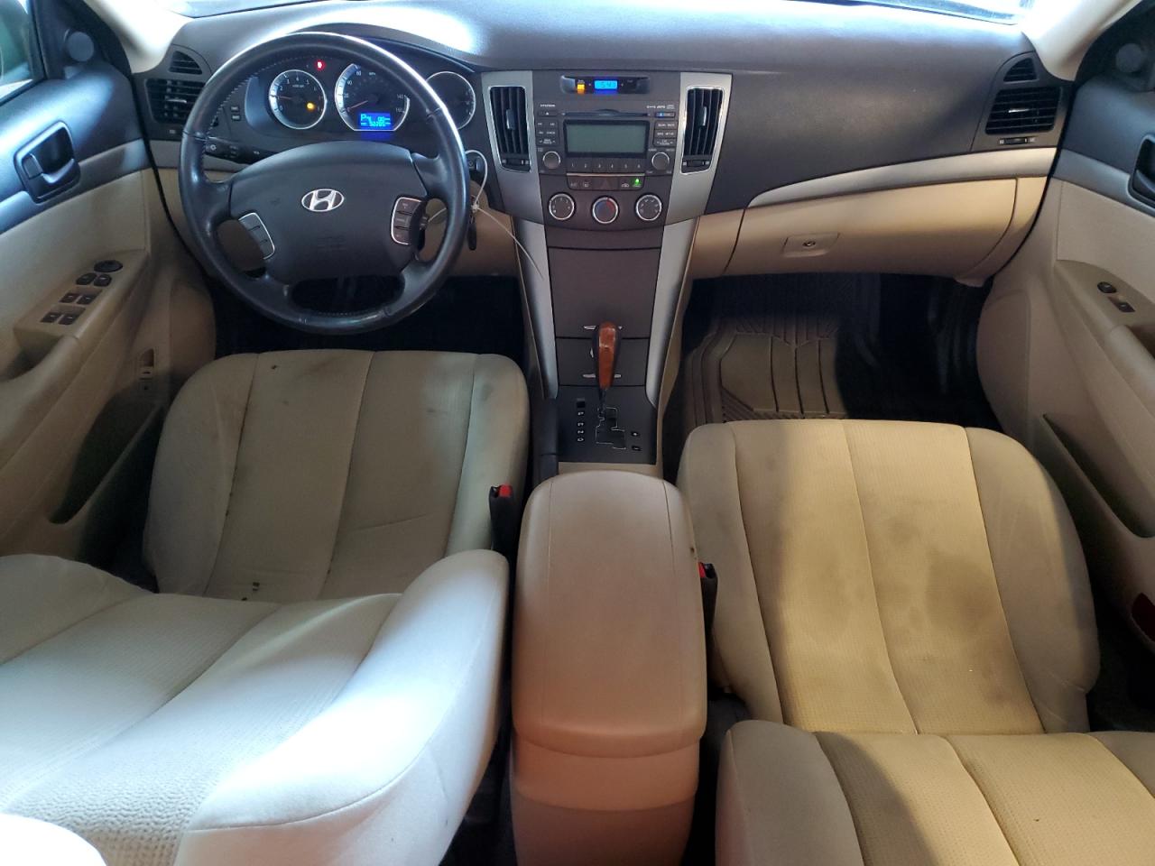 2009 Hyundai Sonata - Image 8