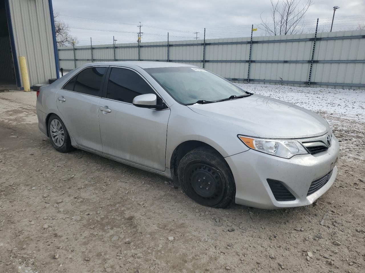 2013 Toyota Camry - Image 4