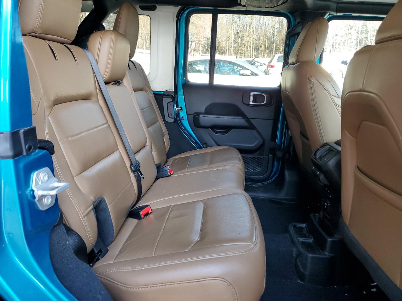 2020 Jeep Wrangler - Image 11