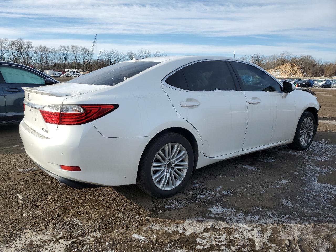 2013 Lexus ES - Image 3