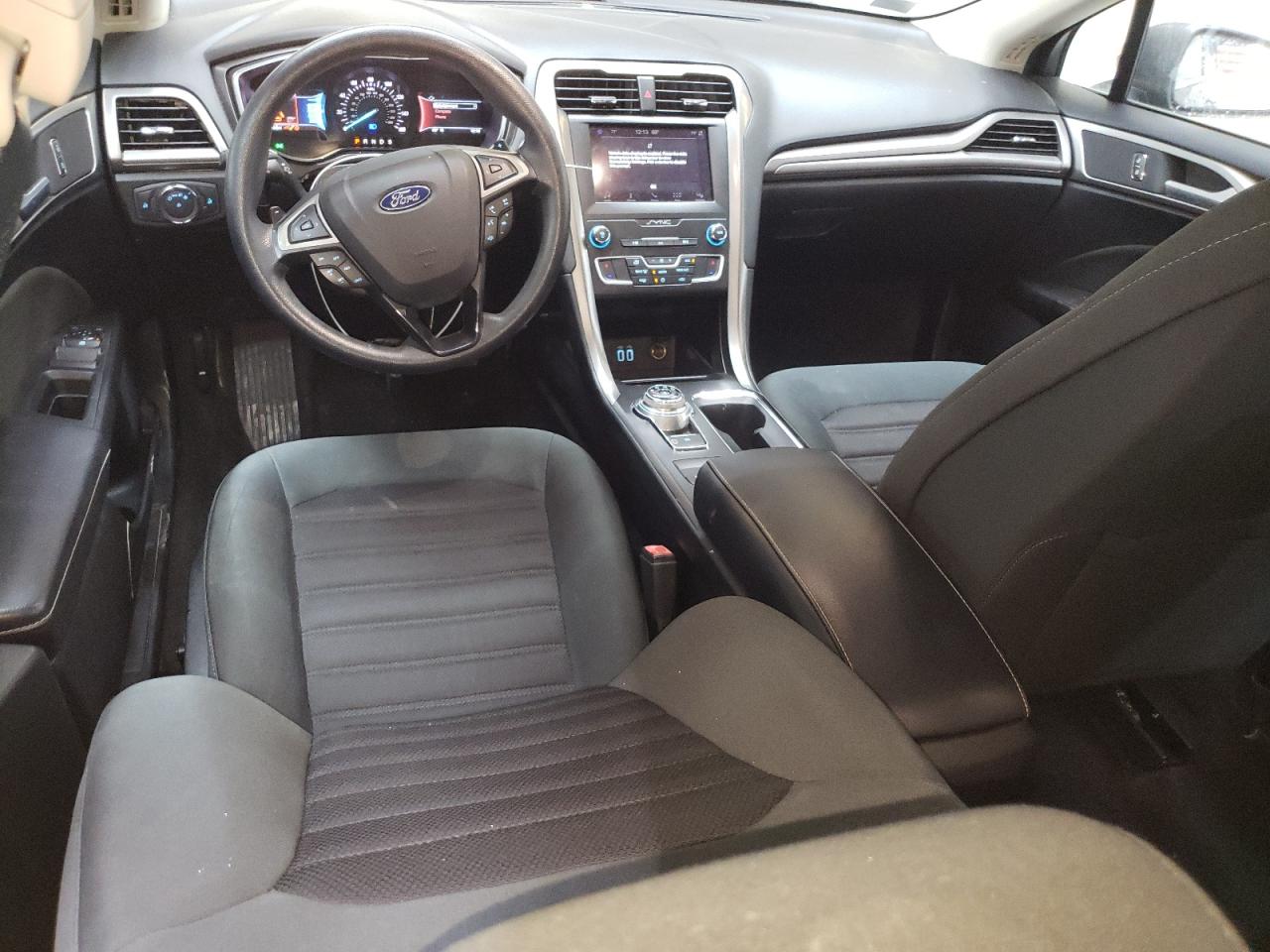 2019 Ford Fusion - Image 8