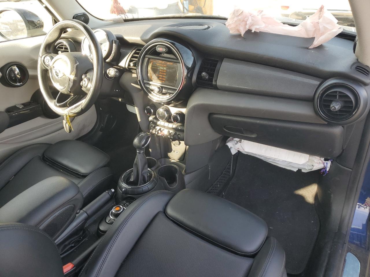 2015 MINI Cooper - Image 8