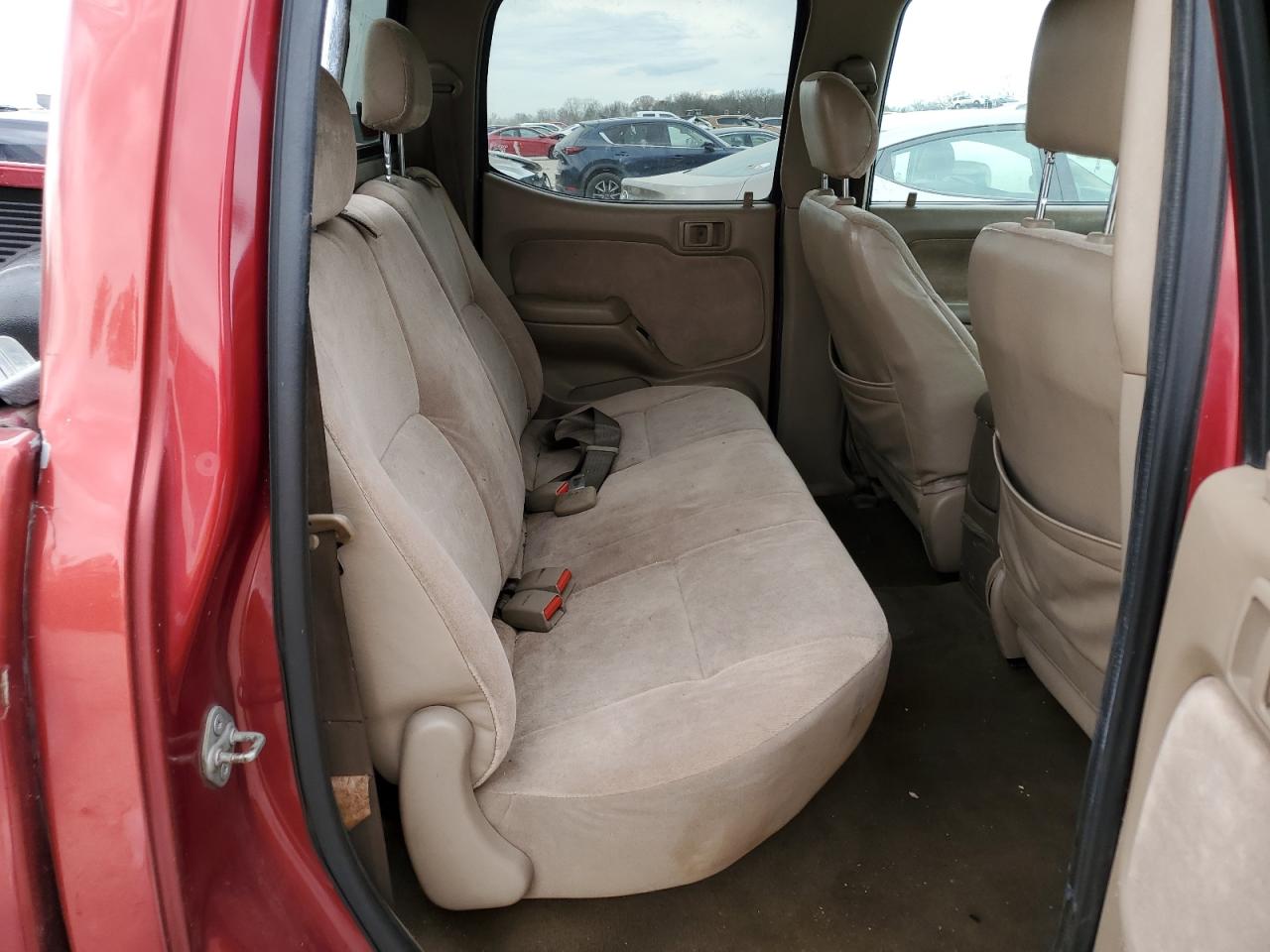 2004 Toyota Tacoma - Image 10