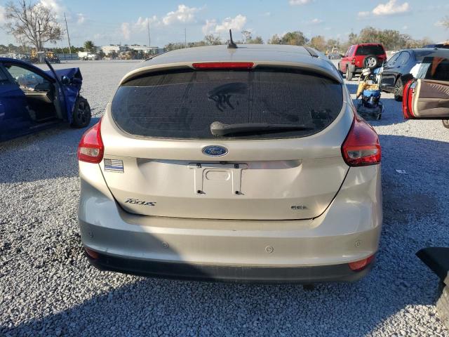  FORD FOCUS 2018 Złoty