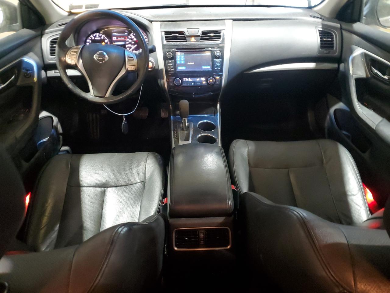 2014 Nissan Altima - Image 8