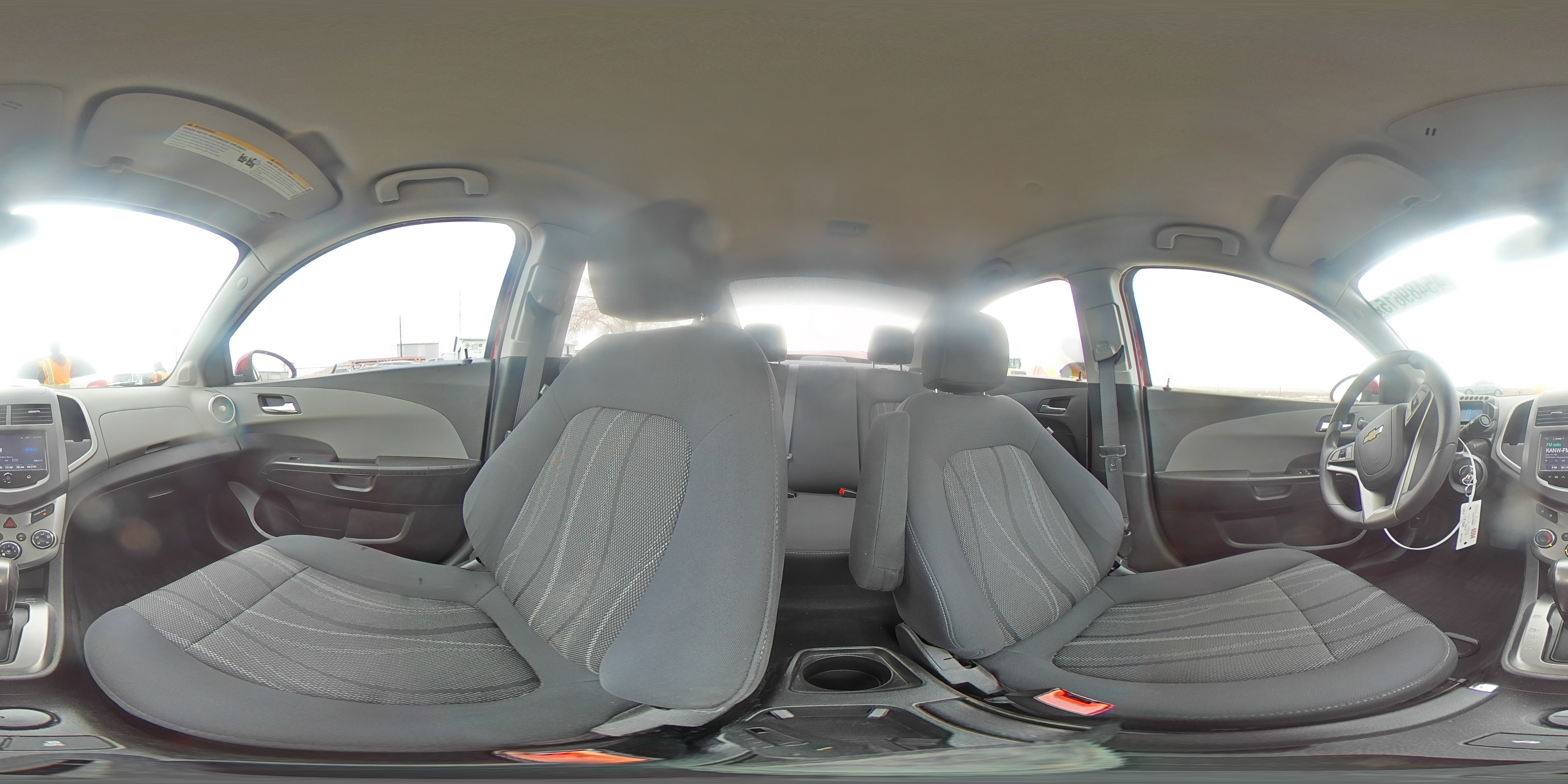2016 Chevrolet Sonic - Image 14