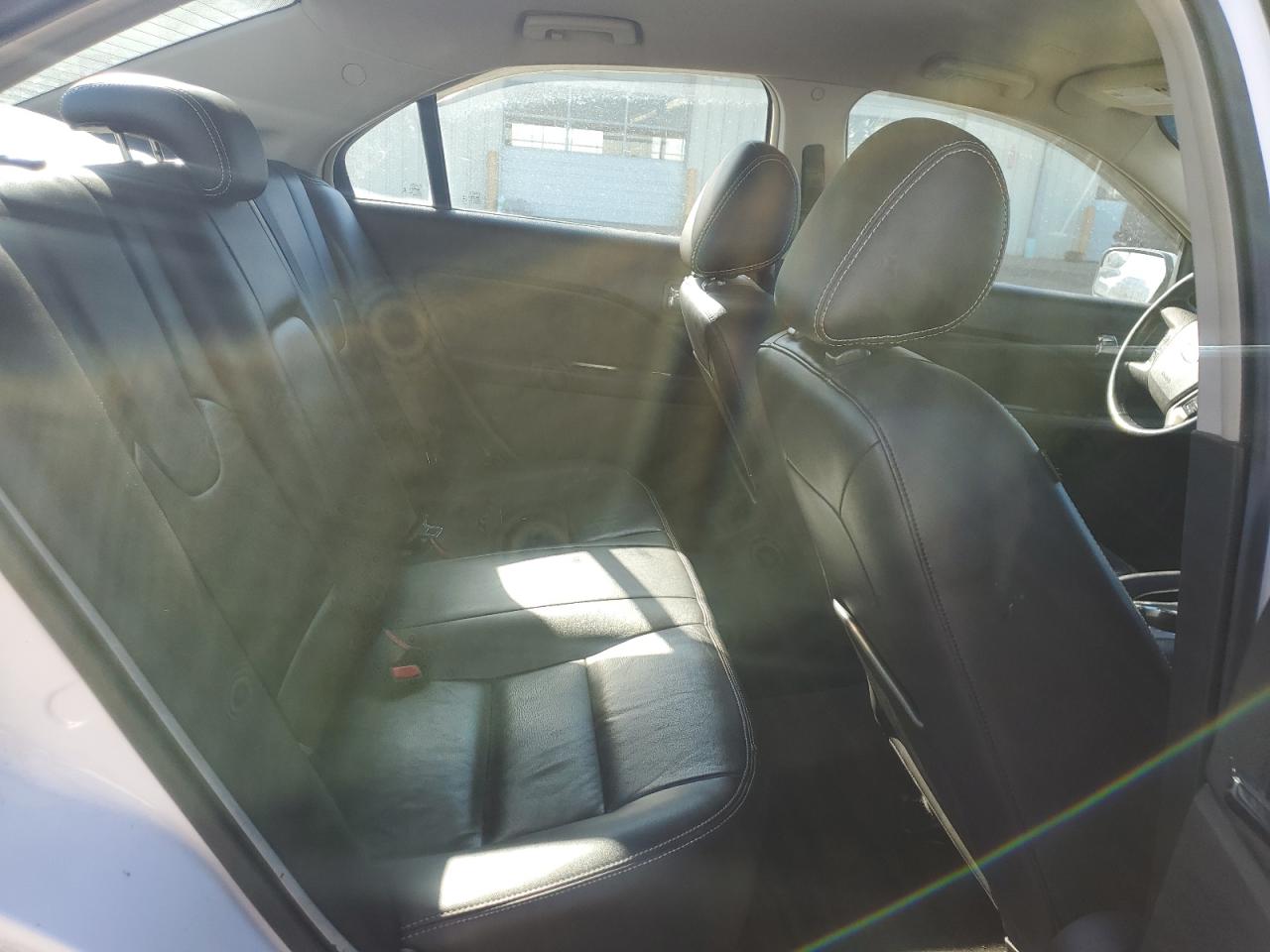 2012 Ford Fusion - Image 10