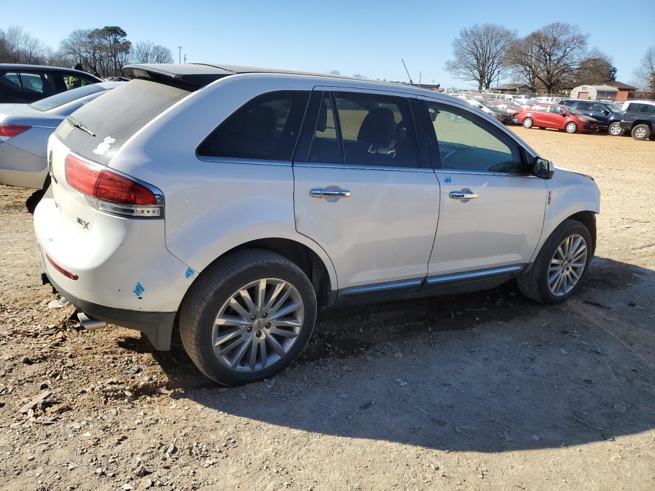 2011 Lincoln MKX - Image 3