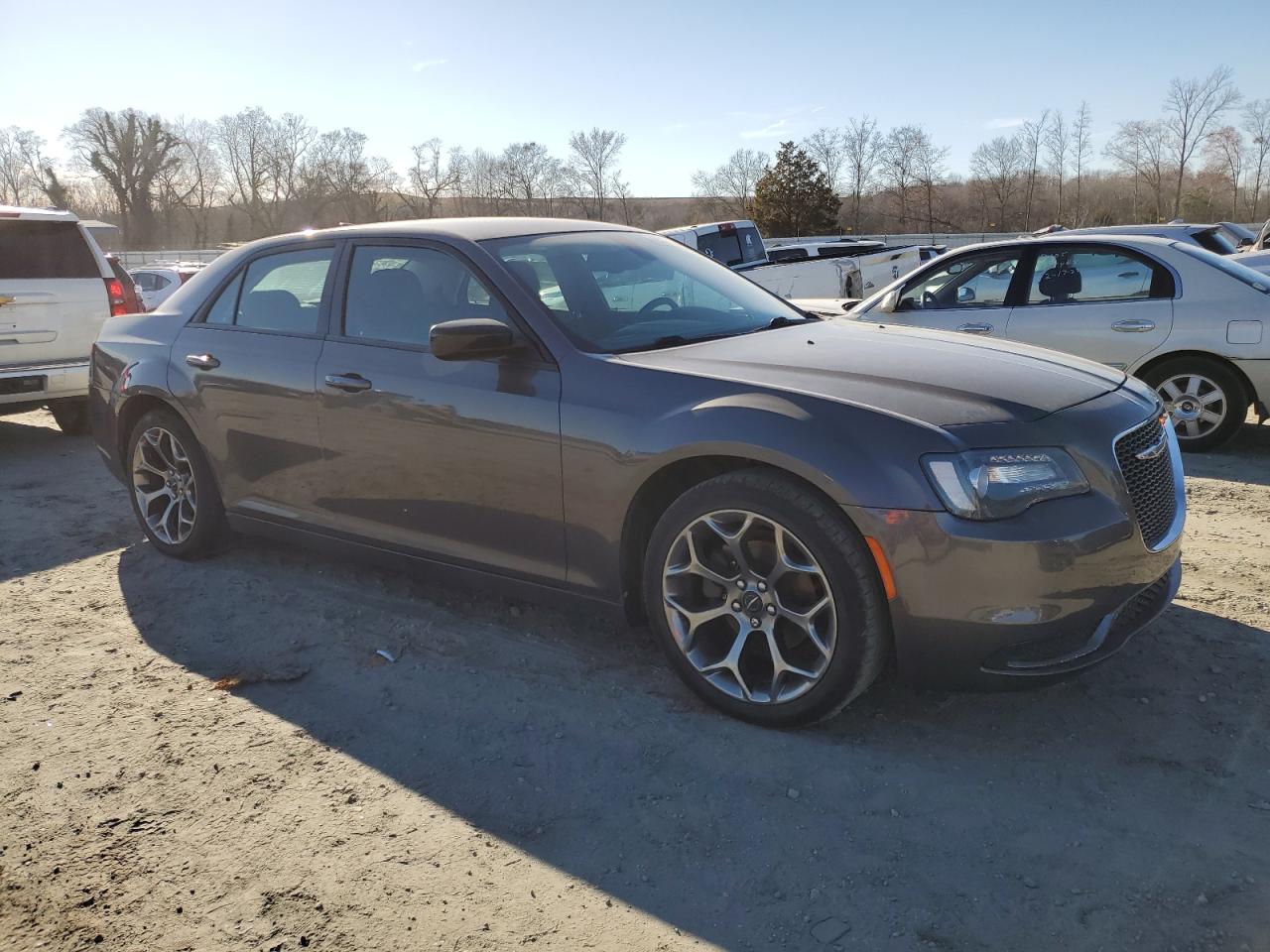 2018 Chrysler 300 - Image 4