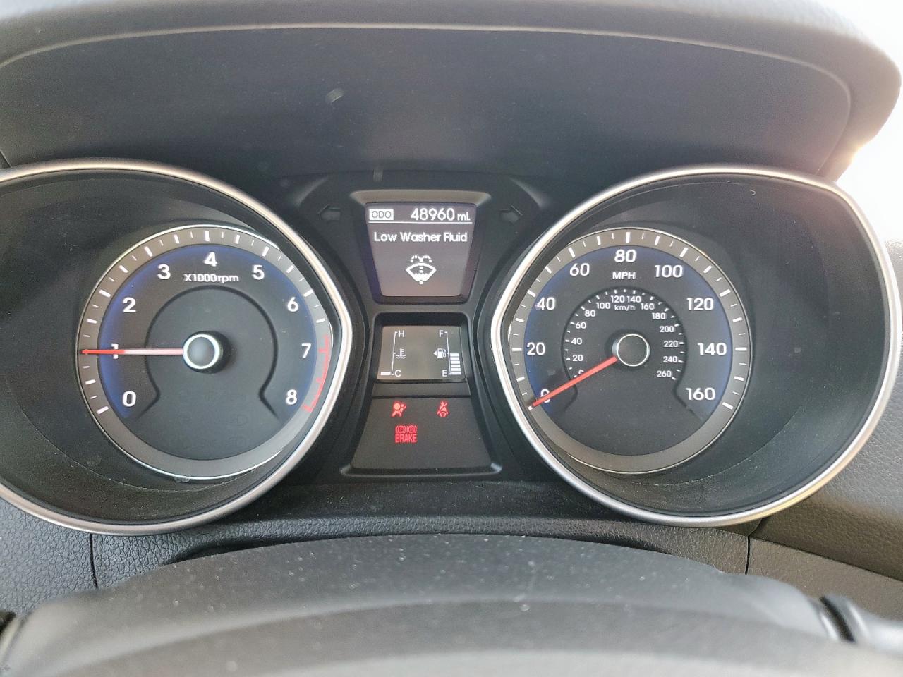 2014 Hyundai Elantra - Image 9