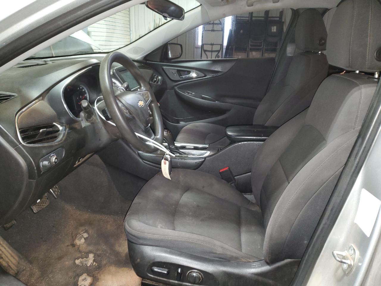 2017 Chevrolet Malibu - Image 7
