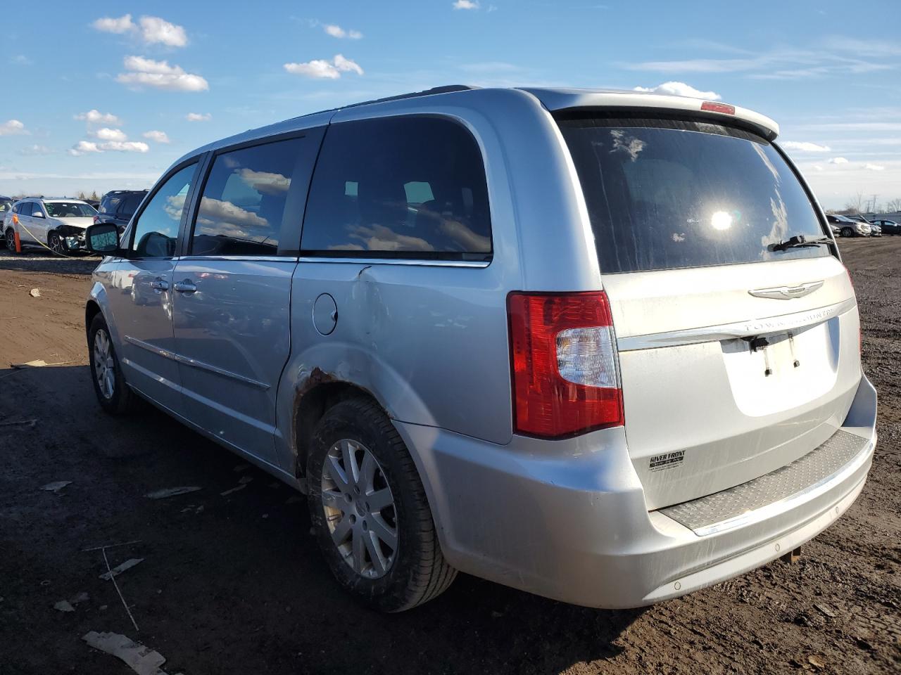 2011 Chrysler Town & Country - Image 2