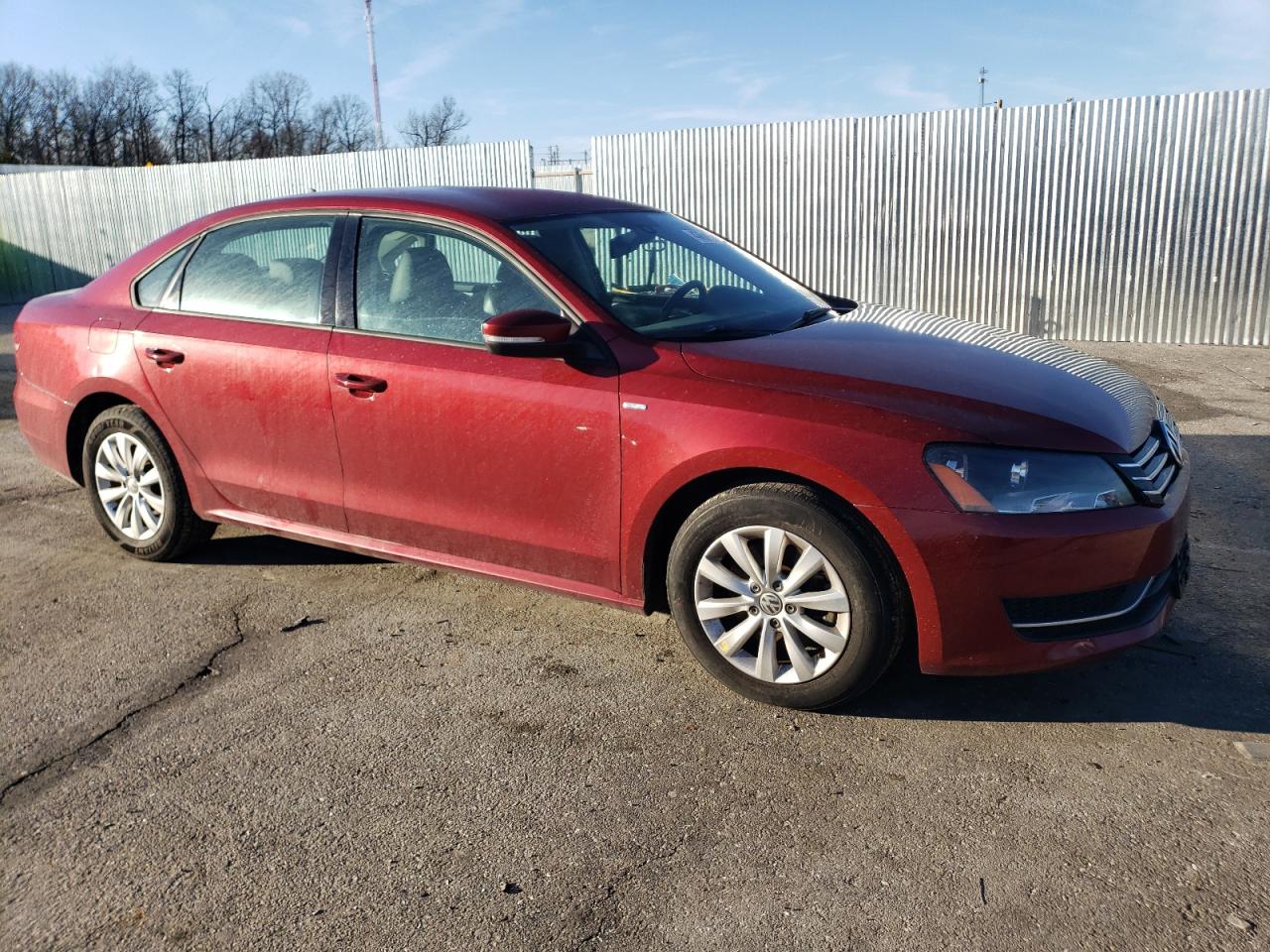 2015 Volkswagen Passat - Image 4